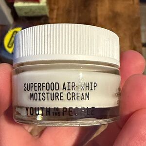 Youth To The People Superfood Air-Whip Moisture Cream - White